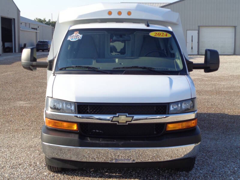 chevrolet express cutaway 2024 1HA3GRC72RN012412 image chevrolet express cutaway 2024 1HA3GRC72RN012412 image
